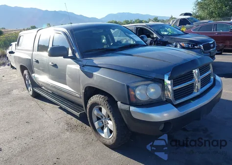 2007 Dodge Dakota Laramie z USA, uszkodzony, nr VIN 1D7HW58P37S204067